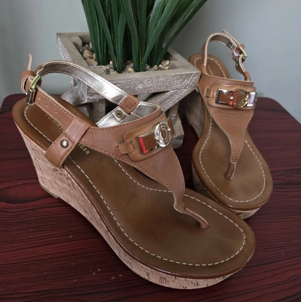 Tommy Hilfiger Wedge Sandals sz 6 1/2 M
